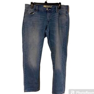 Old Navy, Size 10, light wash boyfriend jeans.